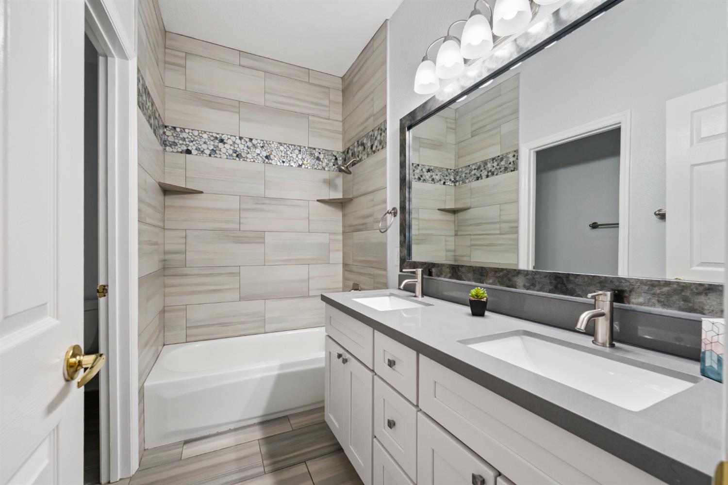 Detail Gallery Image 31 of 51 For 2010 Trailee Ct, Roseville,  CA 95747 - 4 Beds | 3 Baths