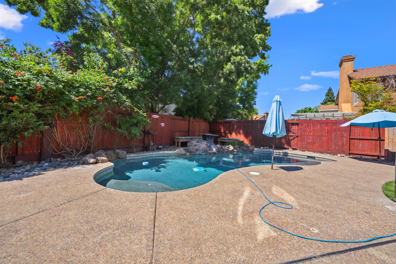 Detail Gallery Image 38 of 51 For 2010 Trailee Ct, Roseville,  CA 95747 - 4 Beds | 3 Baths