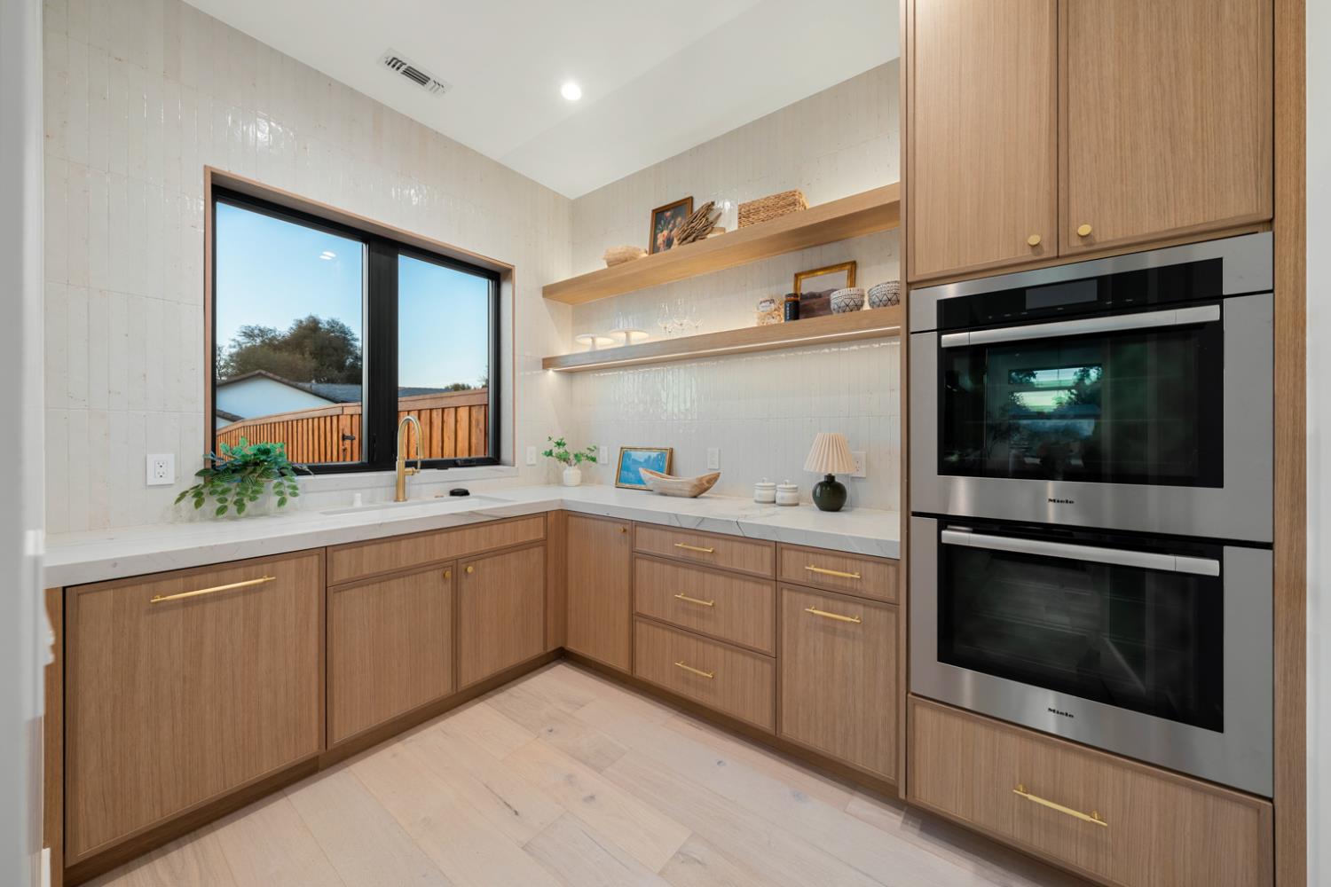 Detail Gallery Image 26 of 72 For 9260 Hilltop Pl, Loomis,  CA 95650 - 4 Beds | 5 Baths