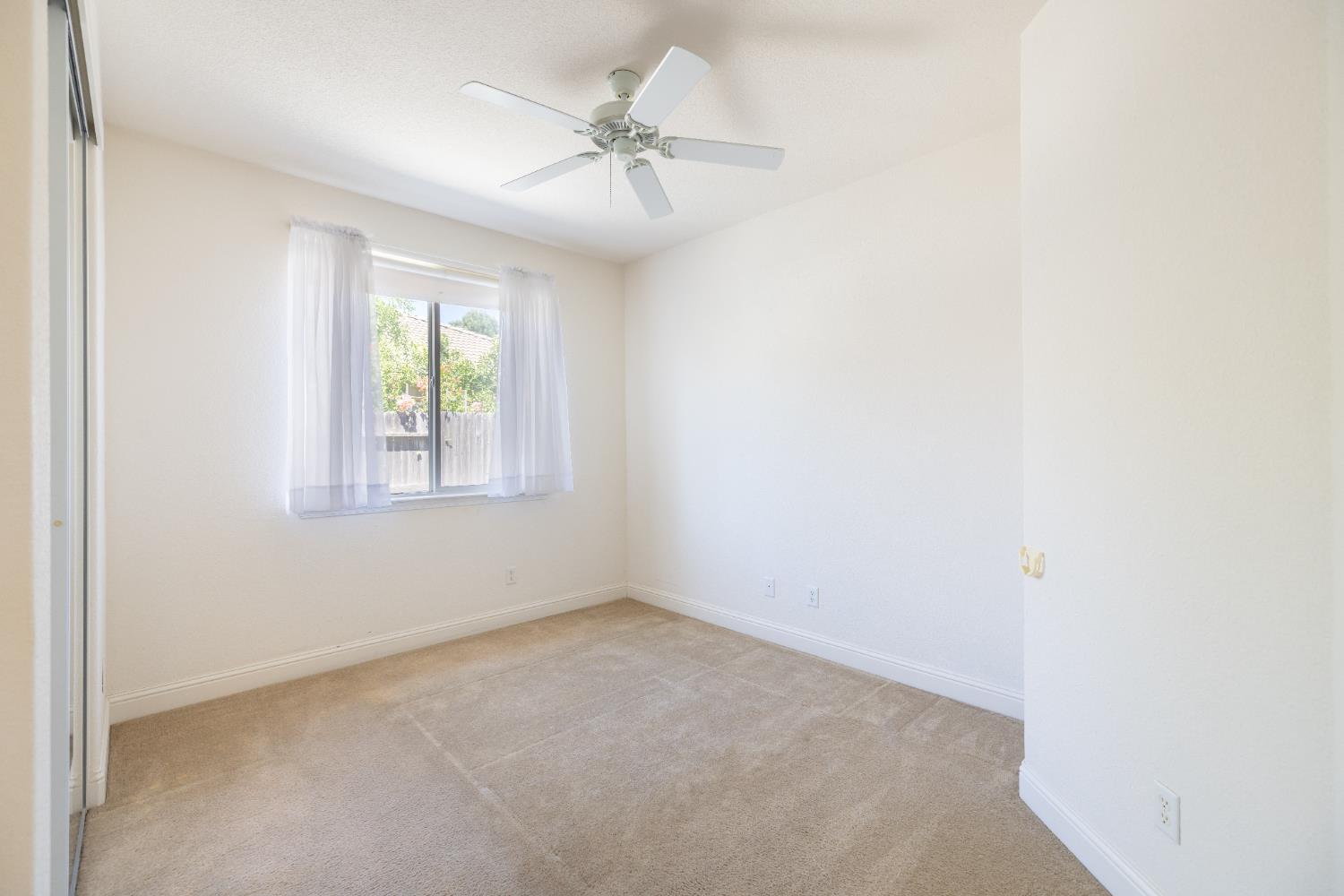 Detail Gallery Image 34 of 66 For 12241 Conservancy Way, Rancho Cordova,  CA 95742 - 3 Beds | 2 Baths
