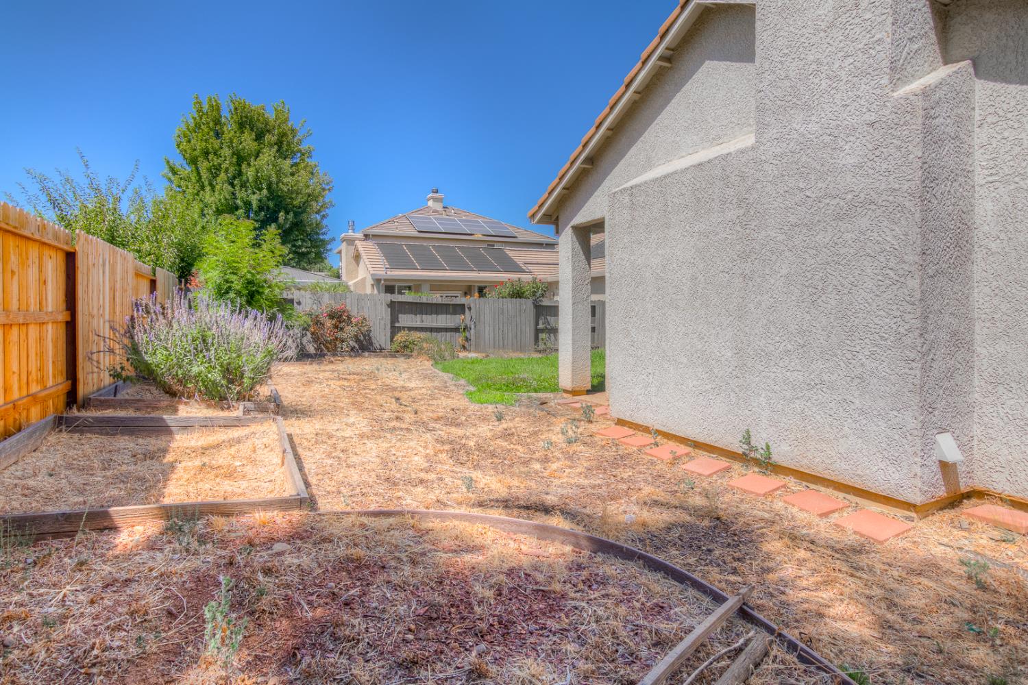Detail Gallery Image 37 of 44 For 4124 Wood Spice Way, Rancho Cordova,  CA 95742 - 3 Beds | 2 Baths