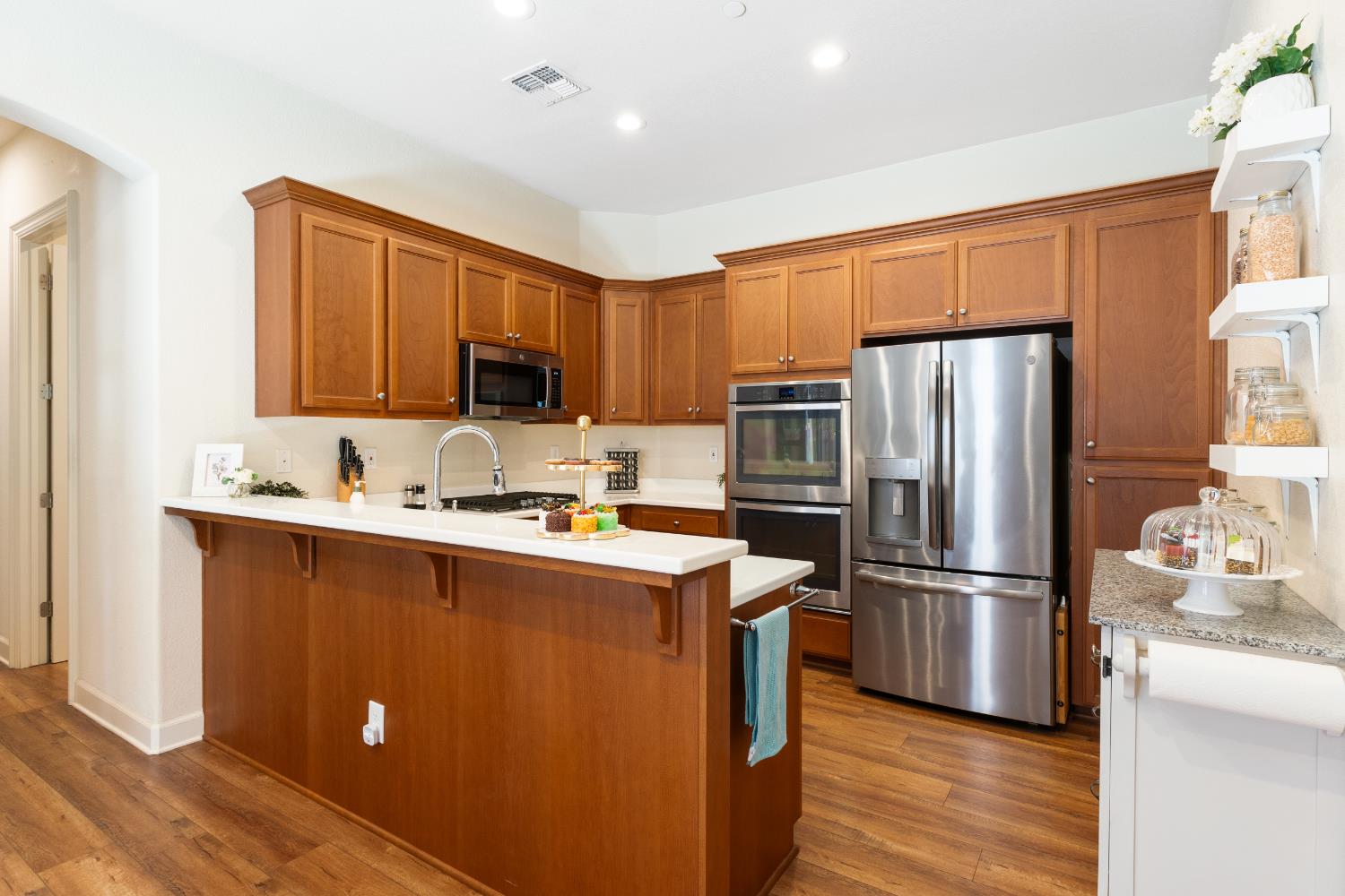 Detail Gallery Image 12 of 51 For 2431 Bird Rock Pl, Turlock,  CA 95380 - 3 Beds | 2 Baths