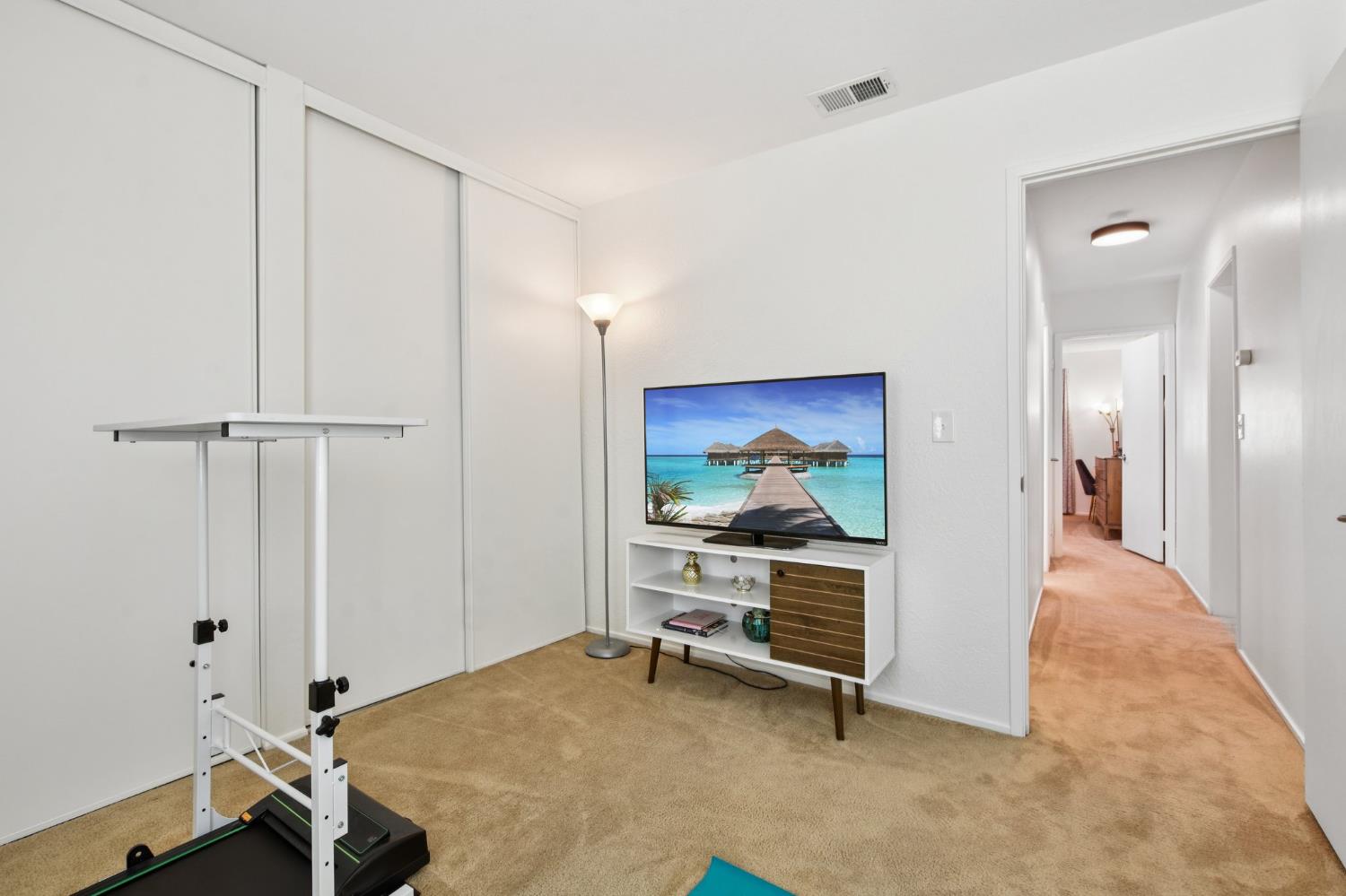 Detail Gallery Image 12 of 22 For 8363 La Riviera Dr, Sacramento,  CA 95826 - 2 Beds | 1/1 Baths
