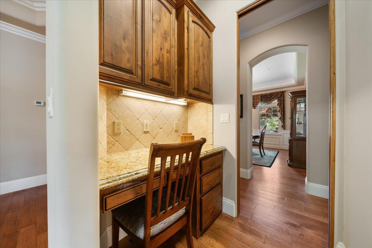 Detail Gallery Image 35 of 67 For 23750 Hogan Rd, Auburn,  CA 95602 - 4 Beds | 3/1 Baths