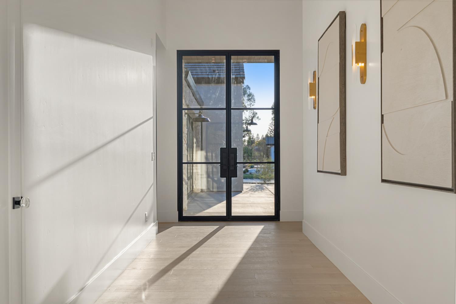 Detail Gallery Image 10 of 72 For 9260 Hilltop Pl, Loomis,  CA 95650 - 4 Beds | 5 Baths