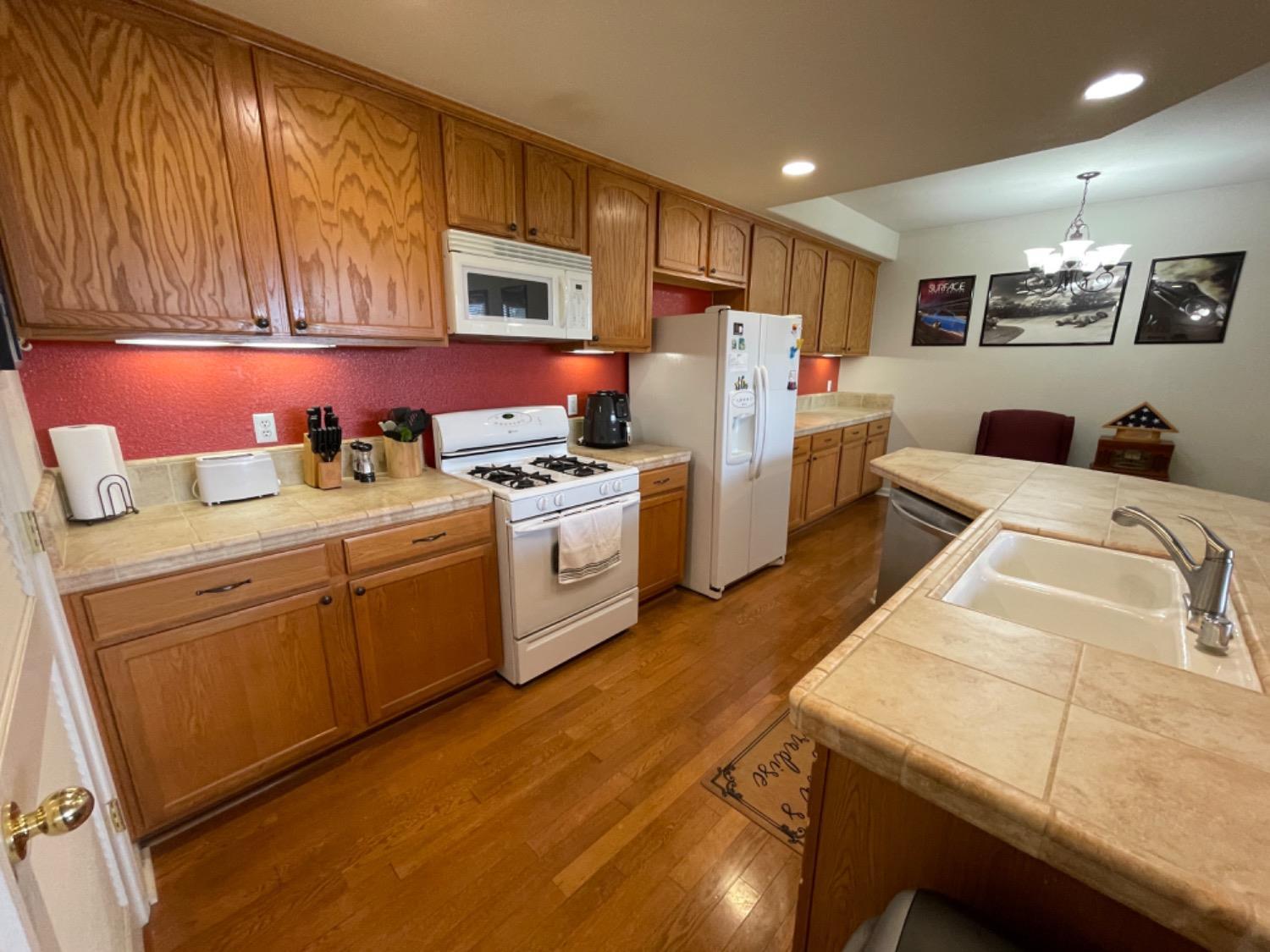 Detail Gallery Image 1 of 30 For 12400 Fair Oaks Blvd #234,  Fair Oaks,  CA 95628 - 2 Beds | 2 Baths