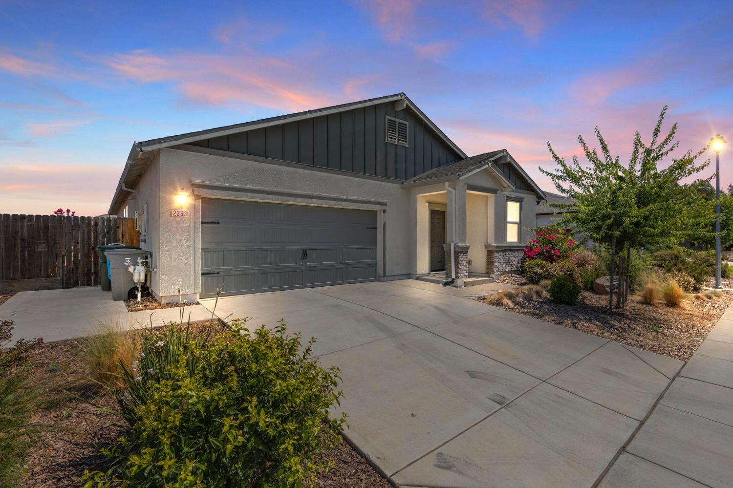 Detail Gallery Image 1 of 41 For 2363 Redgold St, Marysville,  CA 95901 - 4 Beds | 2 Baths