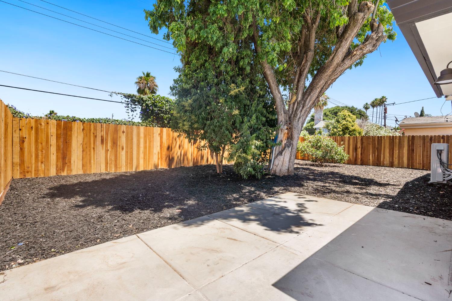 Detail Gallery Image 19 of 23 For 3889 32nd, Sacramento,  CA 95824 - 3 Beds | 2 Baths