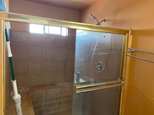 Detail Gallery Image 4 of 8 For 1021 Fleetwood Way, Stockton,  CA 95210 - 3 Beds | 2 Baths