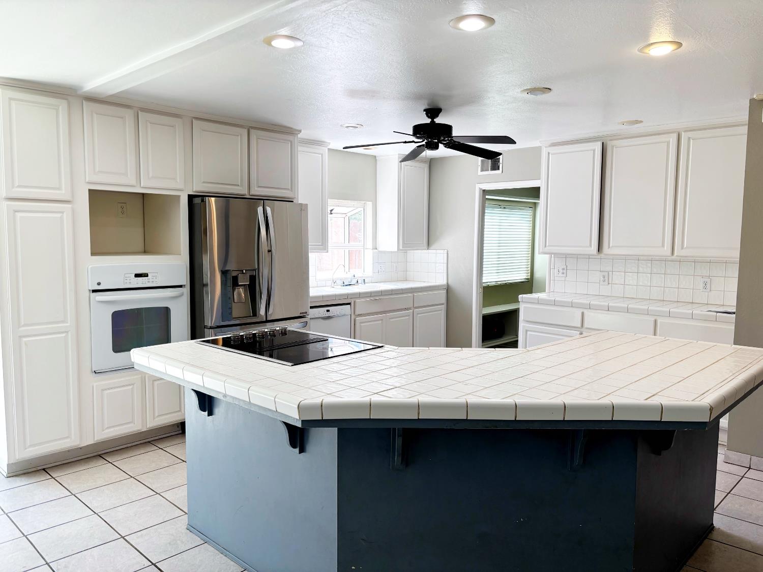 Detail Gallery Image 8 of 35 For 1422 Locke Rd, Modesto,  CA 95355 - 3 Beds | 2 Baths