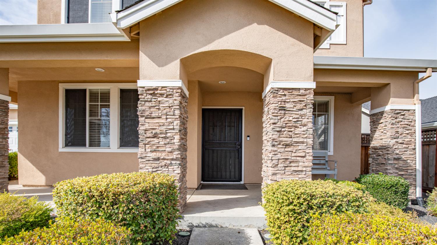 Detail Gallery Image 5 of 41 For 1385 Maiden Ct, Tracy,  CA 95377 - 3 Beds | 3 Baths