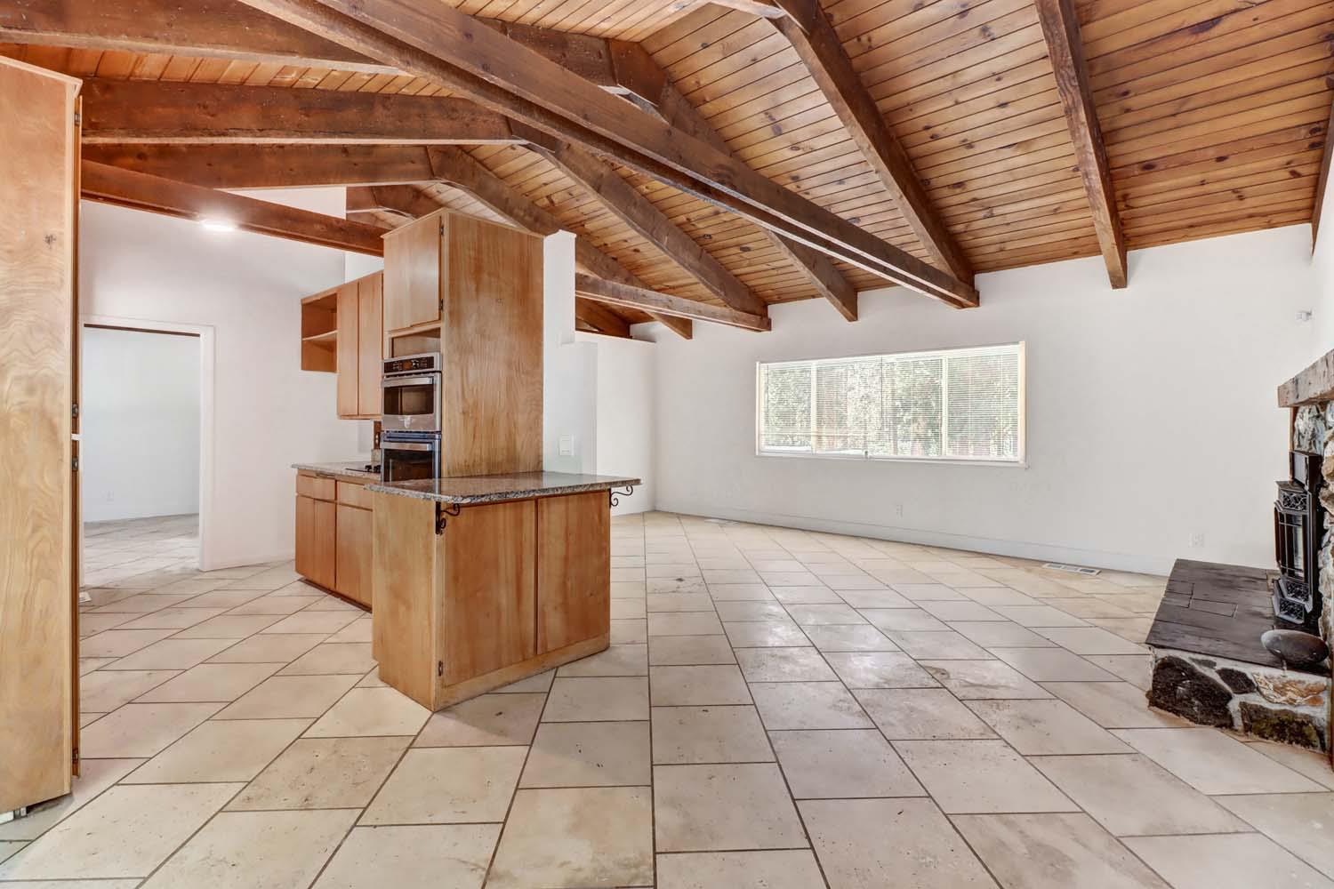 Detail Gallery Image 11 of 89 For 11118 Banner Lava Cap Rd, Nevada City,  CA 95959 - 3 Beds | 2 Baths