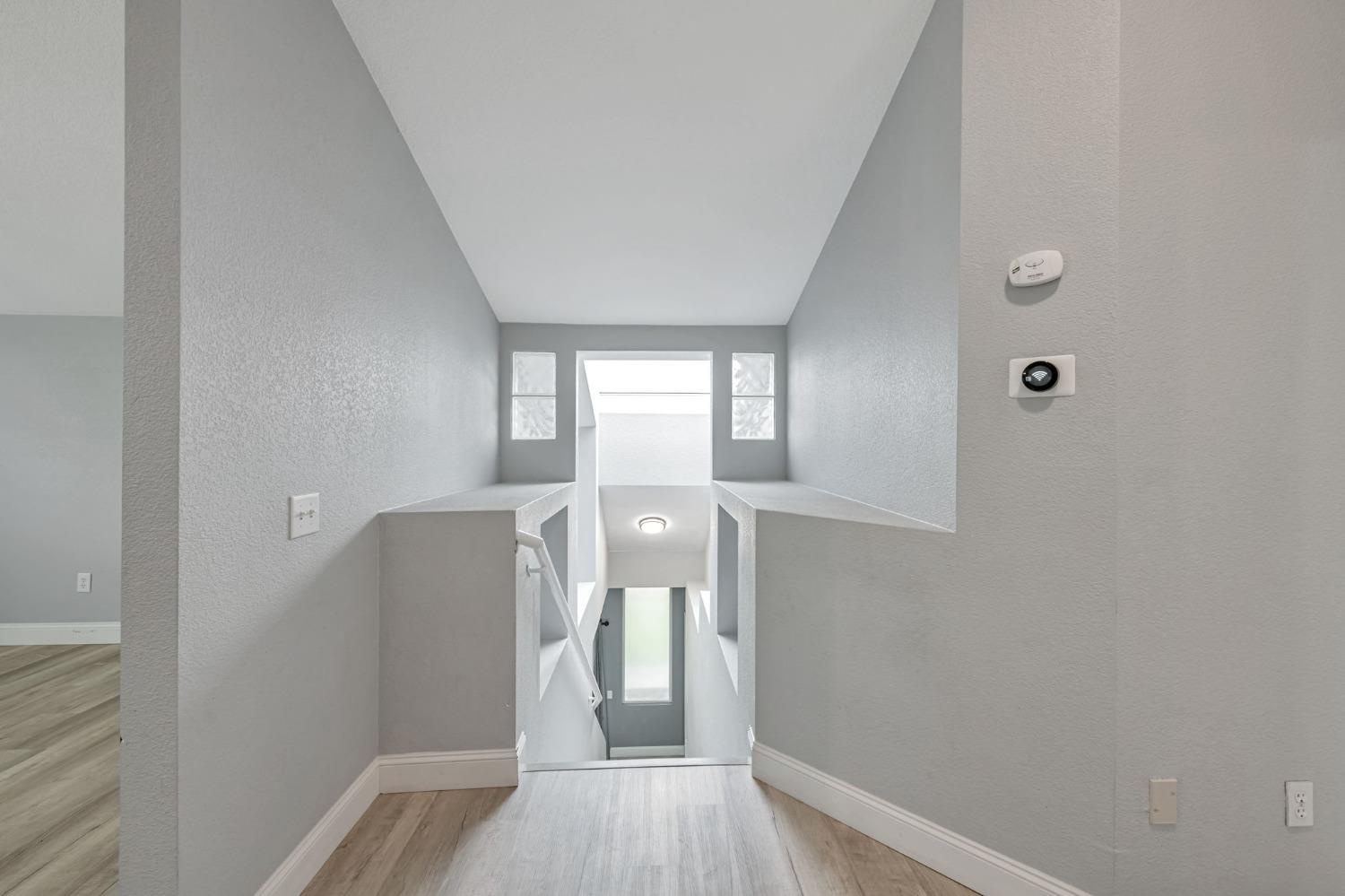 Detail Gallery Image 26 of 46 For 9065 Robbins Rd, Sacramento,  CA 95829 - 4 Beds | 2/1 Baths