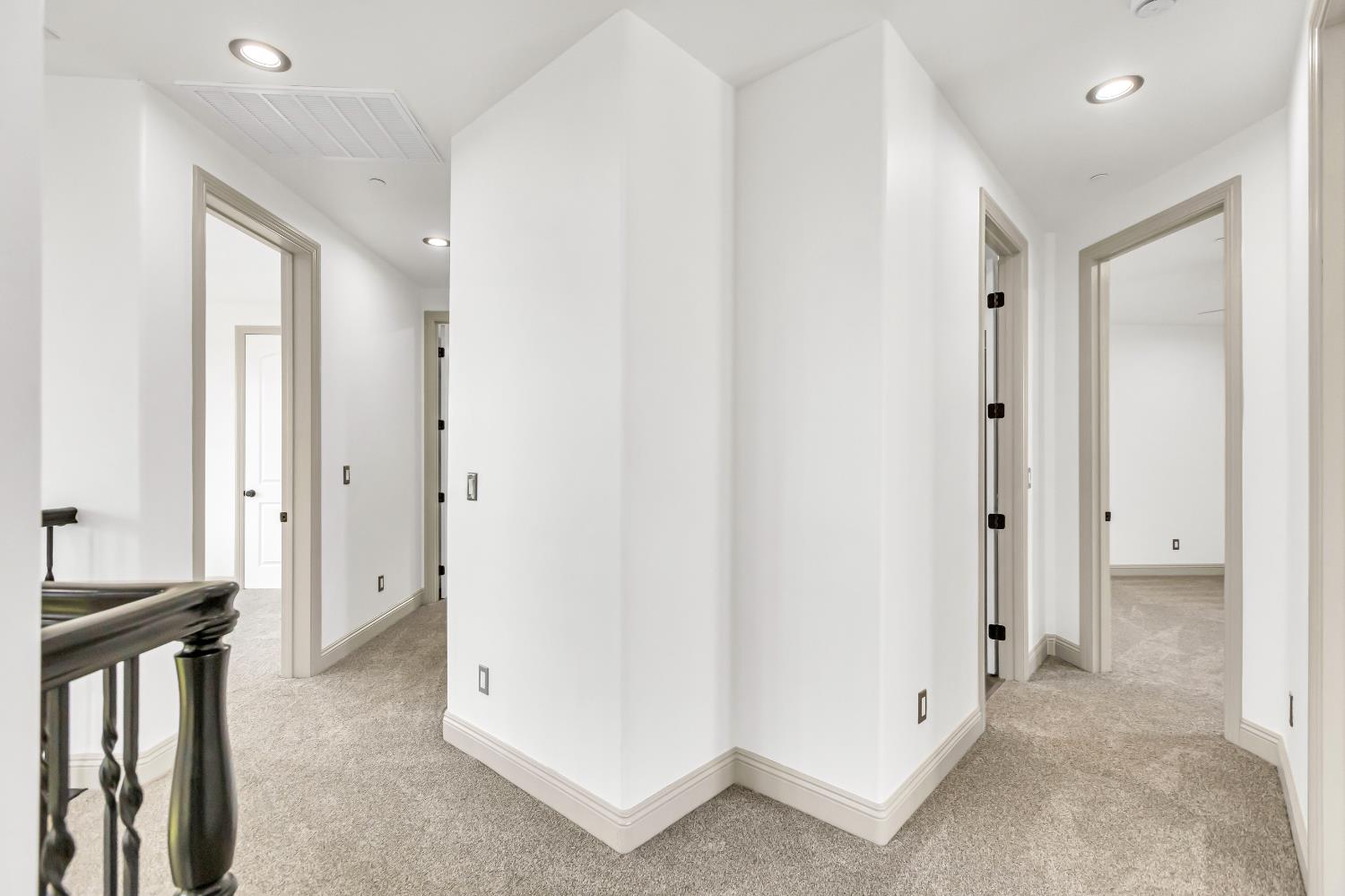 Detail Gallery Image 70 of 98 For 14537 Mira Vista Ln, Lockeford,  CA 95237 - 7 Beds | 4/1 Baths