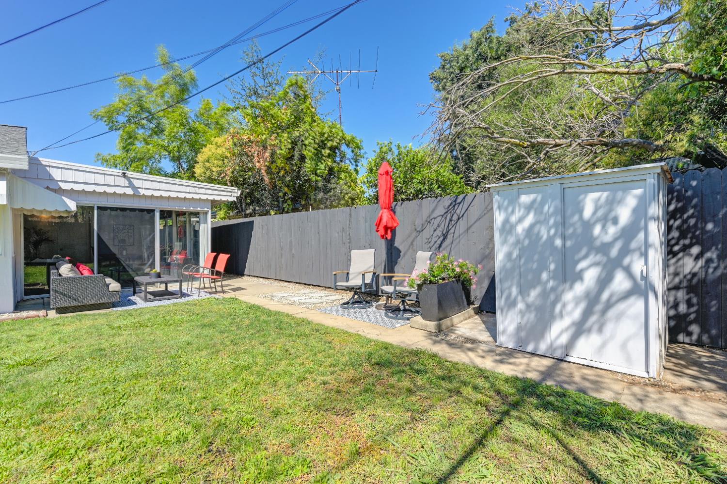 Detail Gallery Image 21 of 24 For 1016 Hampton Rd, Sacramento,  CA 95864 - 2 Beds | 1 Baths