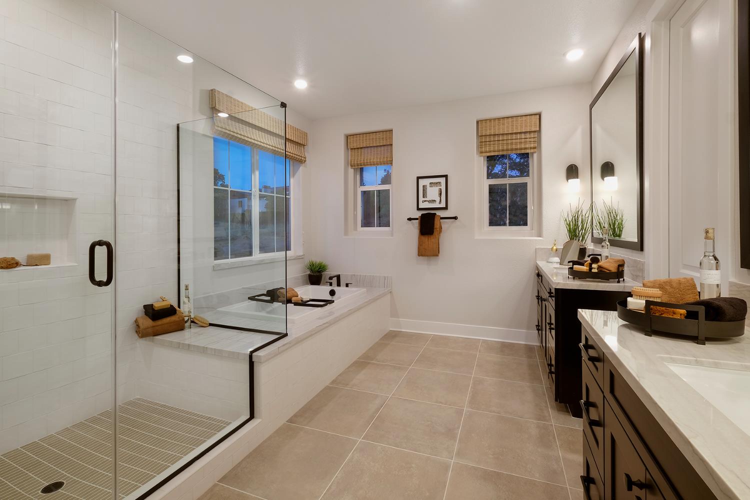 Detail Gallery Image 10 of 14 For 3186 Beatty Dr, El Dorado Hills,  CA 95762 - 4 Beds | 4/1 Baths