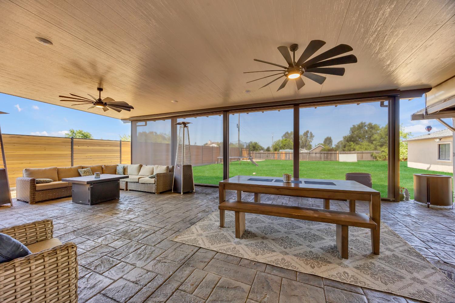 Detail Gallery Image 62 of 64 For 7311 2nd St, Rio Linda,  CA 95673 - 4 Beds | 2 Baths