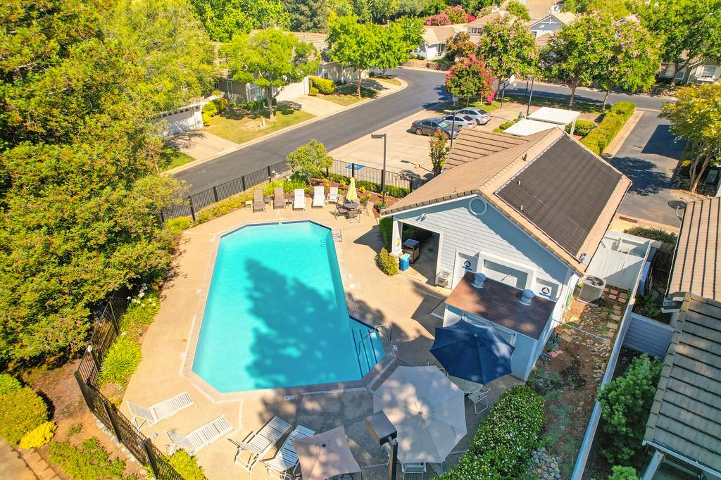 Detail Gallery Image 34 of 36 For 508 Pemberton Ln, Folsom,  CA 95630 - 3 Beds | 2/1 Baths