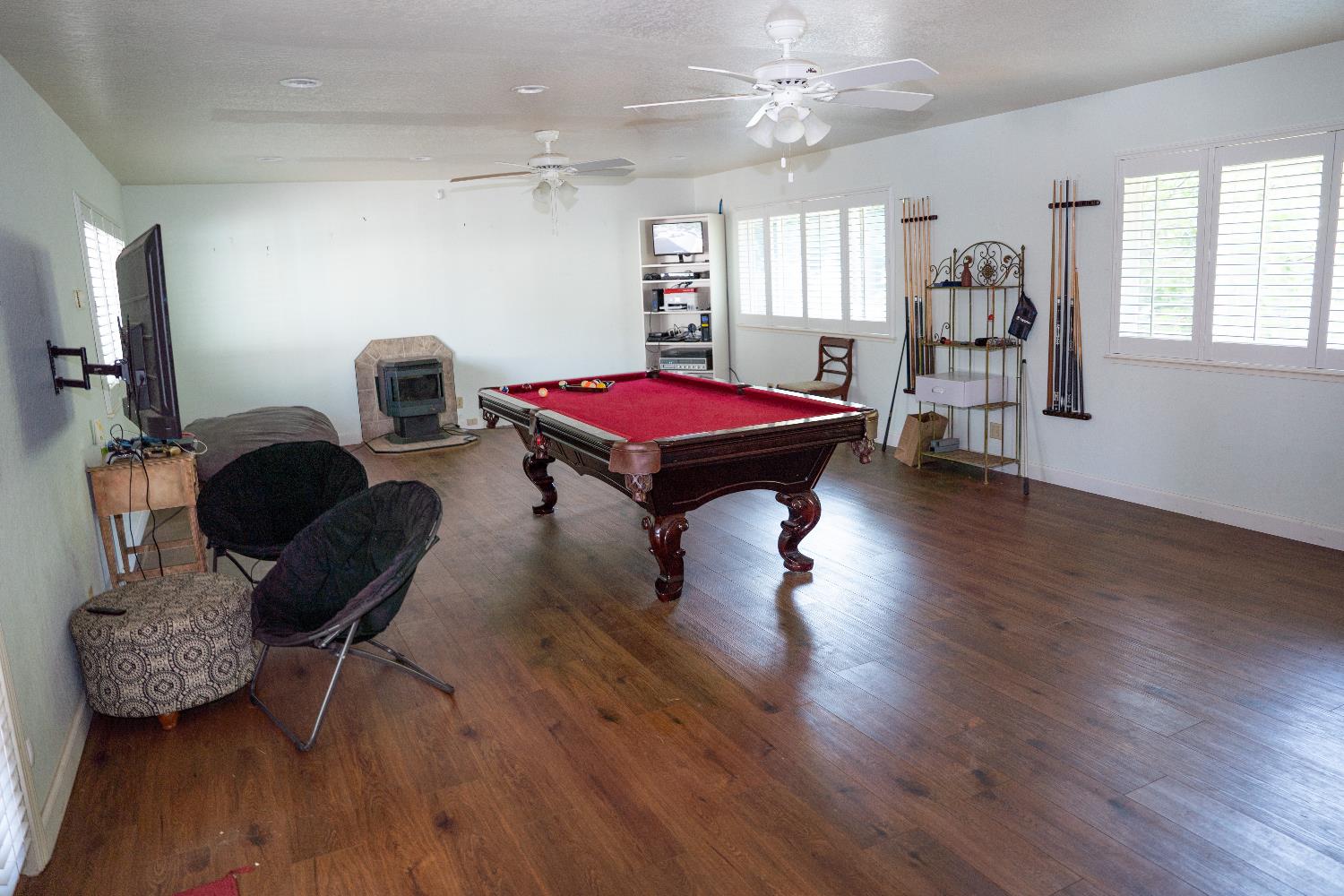 Detail Gallery Image 11 of 78 For 16939 Norlene Way, Grass Valley,  CA 95949 - 3 Beds | 2/1 Baths