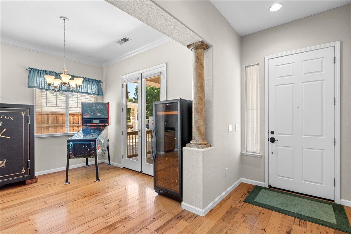 Detail Gallery Image 11 of 53 For 426 Treecrest Cir, Oakdale,  CA 95361 - 3 Beds | 2 Baths