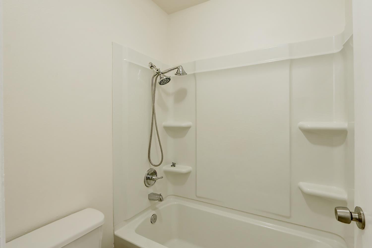 Detail Gallery Image 38 of 48 For 9013 Meadowsweet Way, Elk Grove,  CA 95624 - 4 Beds | 2 Baths