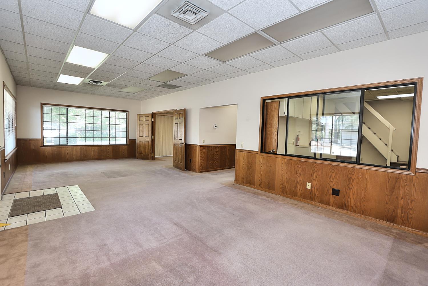 Detail Gallery Image 8 of 51 For 1601 Executive Ct, Sacramento,  CA 95864 - – Beds | – Baths