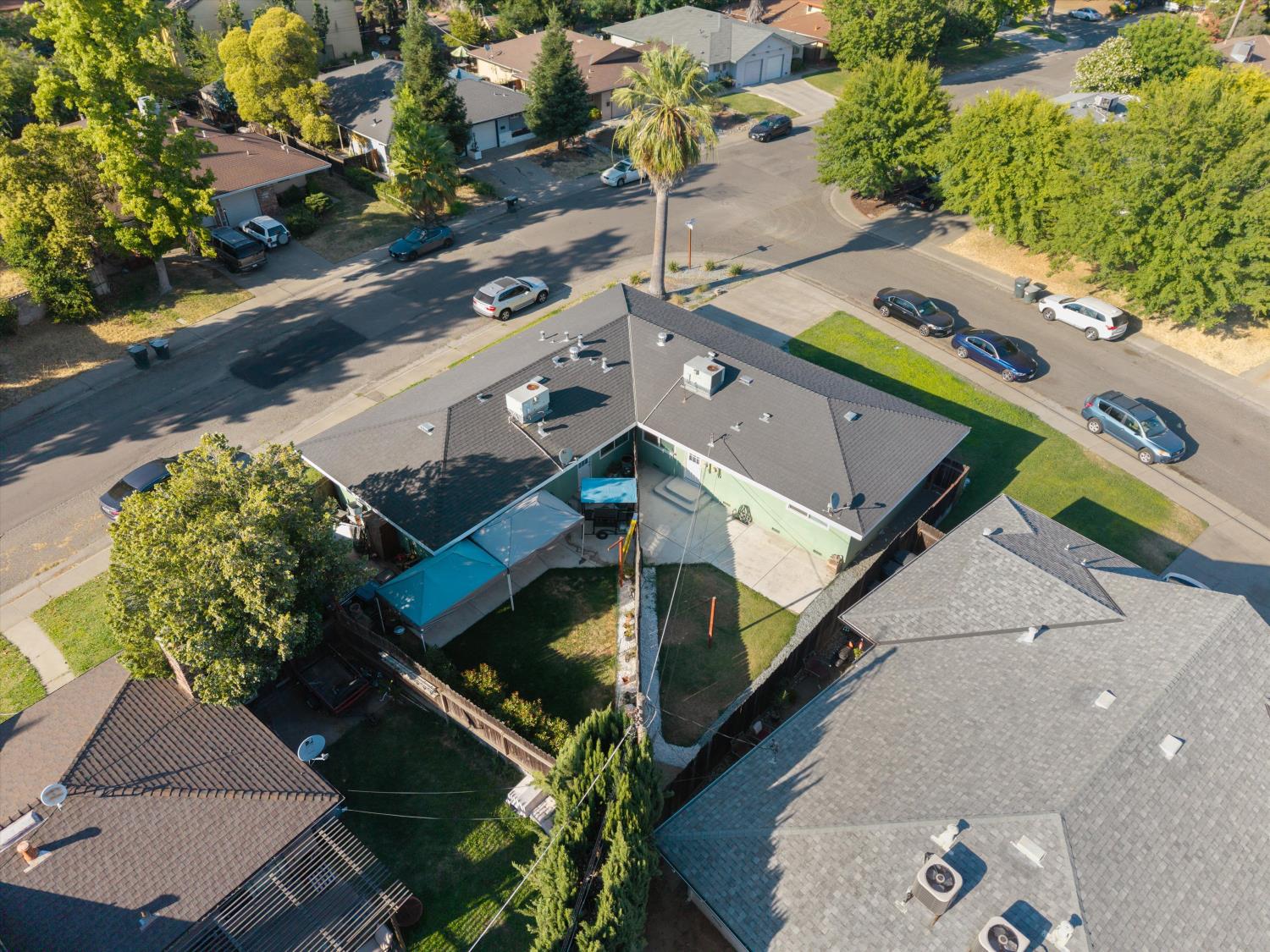 Detail Gallery Image 33 of 39 For 2326 Ramon Dr, Sacramento,  CA 95825 - – Beds | – Baths