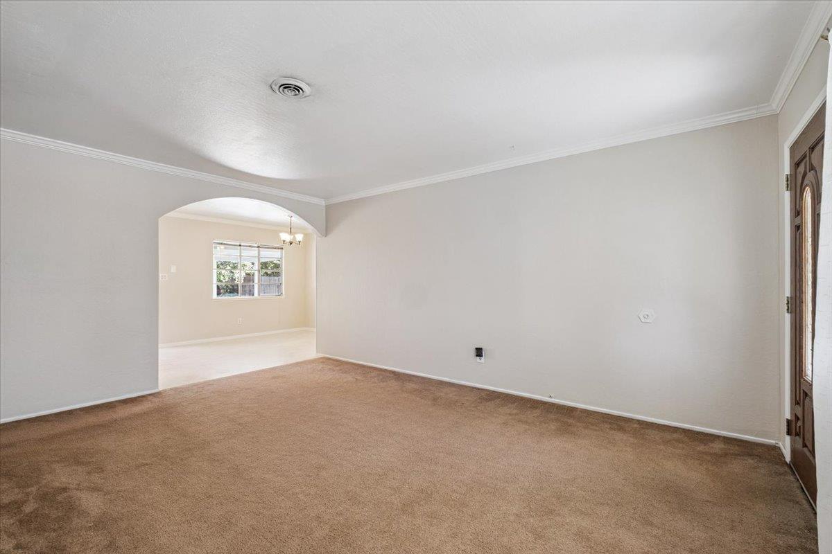 Detail Gallery Image 7 of 28 For 6609 Medora Dr, North Highlands,  CA 95660 - 3 Beds | 1/1 Baths