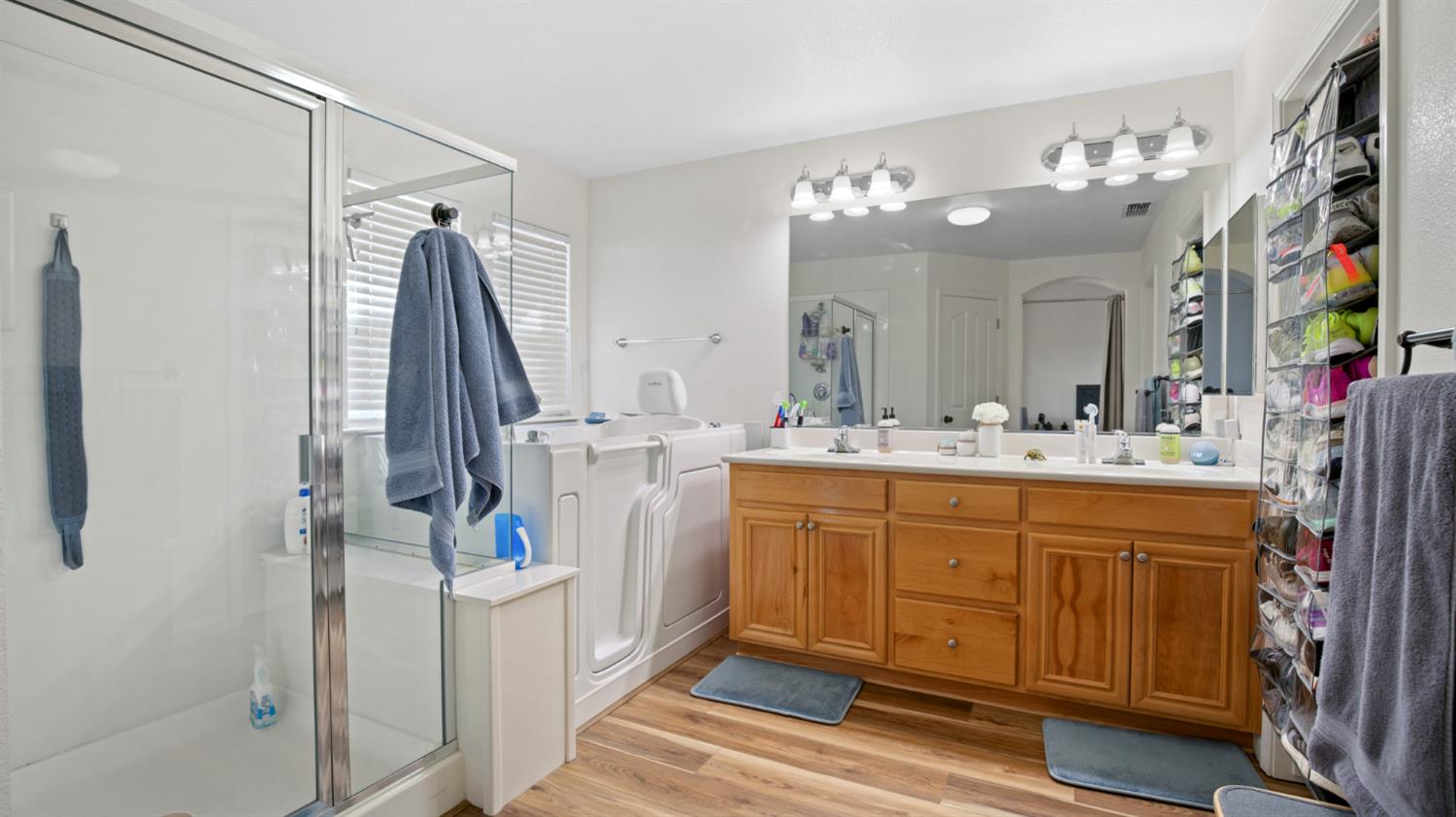 Detail Gallery Image 24 of 41 For 1385 Maiden Ct, Tracy,  CA 95377 - 3 Beds | 3 Baths