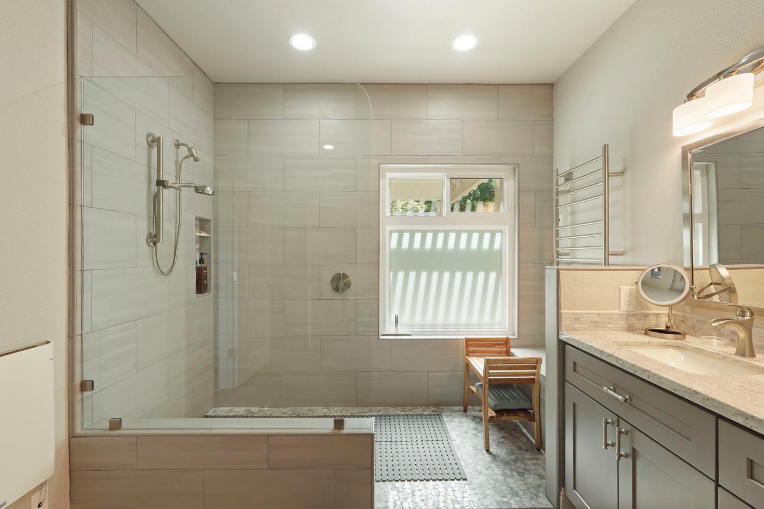 Detail Gallery Image 26 of 43 For 1114 Waterford Way, Lodi,  CA 95242 - 3 Beds | 2 Baths