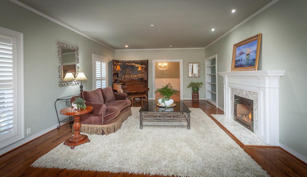 Detail Gallery Image 10 of 73 For 1060 W Monterey Ave, Stockton,  CA 95204 - 4 Beds | 3 Baths