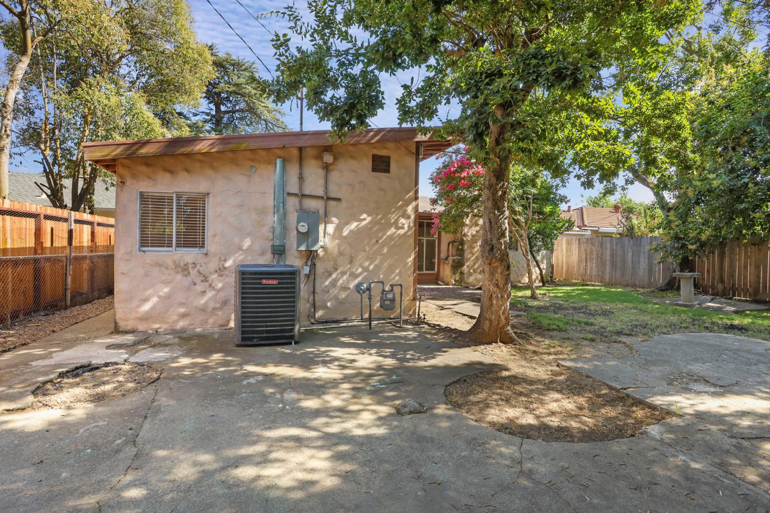 Detail Gallery Image 44 of 60 For 503 E Essex St, Stockton,  CA 95204 - 4 Beds | 2 Baths