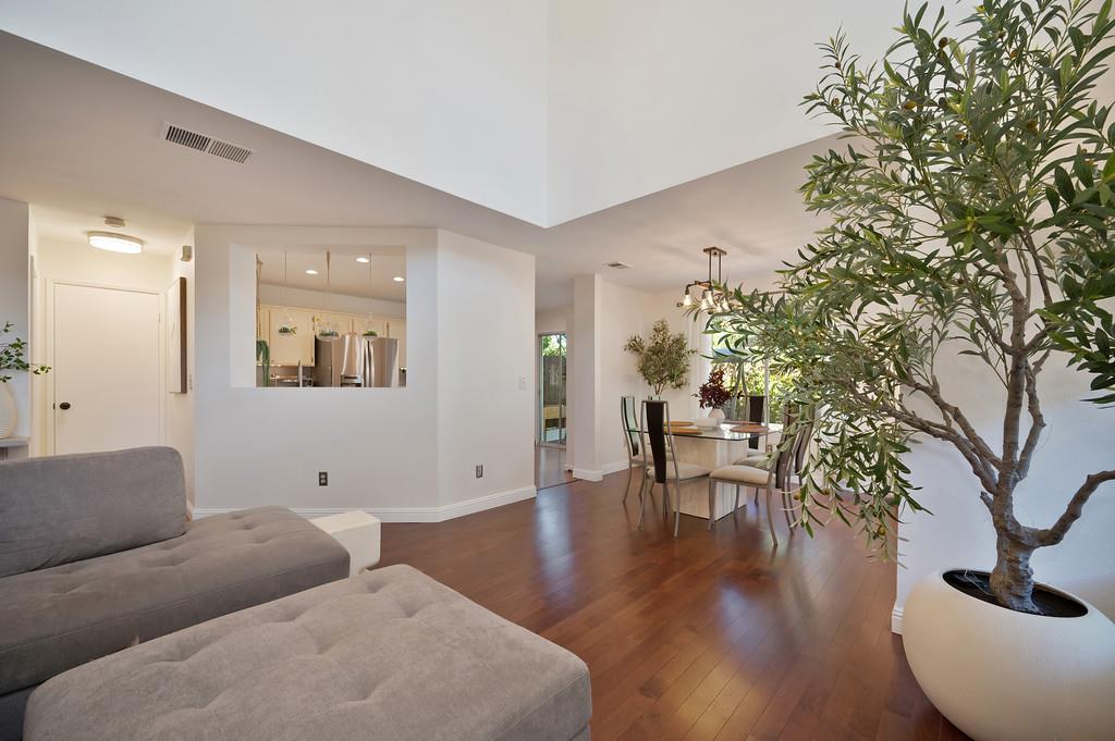 Detail Gallery Image 14 of 36 For 508 Pemberton Ln, Folsom,  CA 95630 - 3 Beds | 2/1 Baths