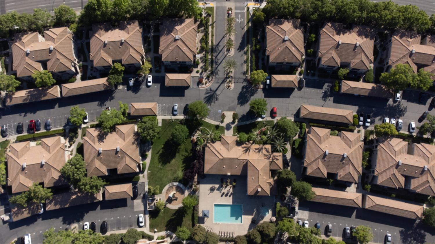 Detail Gallery Image 1 of 15 For 4200 E Commerce Way #1113,  Sacramento,  CA 95834 - 1 Beds | 1 Baths