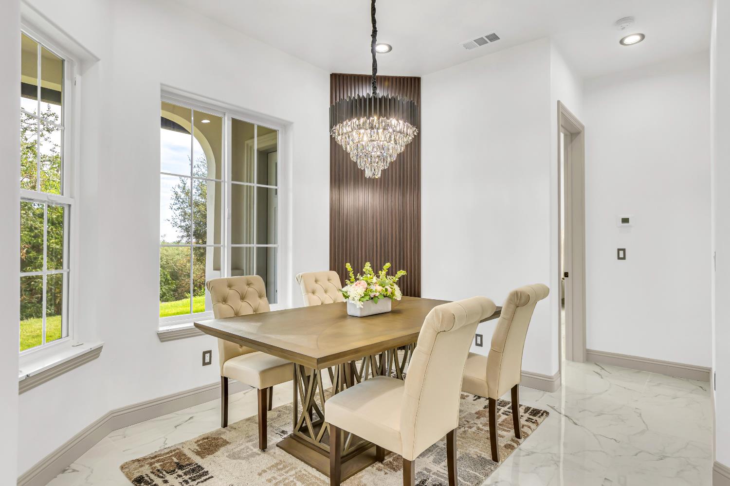 Detail Gallery Image 30 of 98 For 14537 Mira Vista Ln, Lockeford,  CA 95237 - 7 Beds | 4/1 Baths