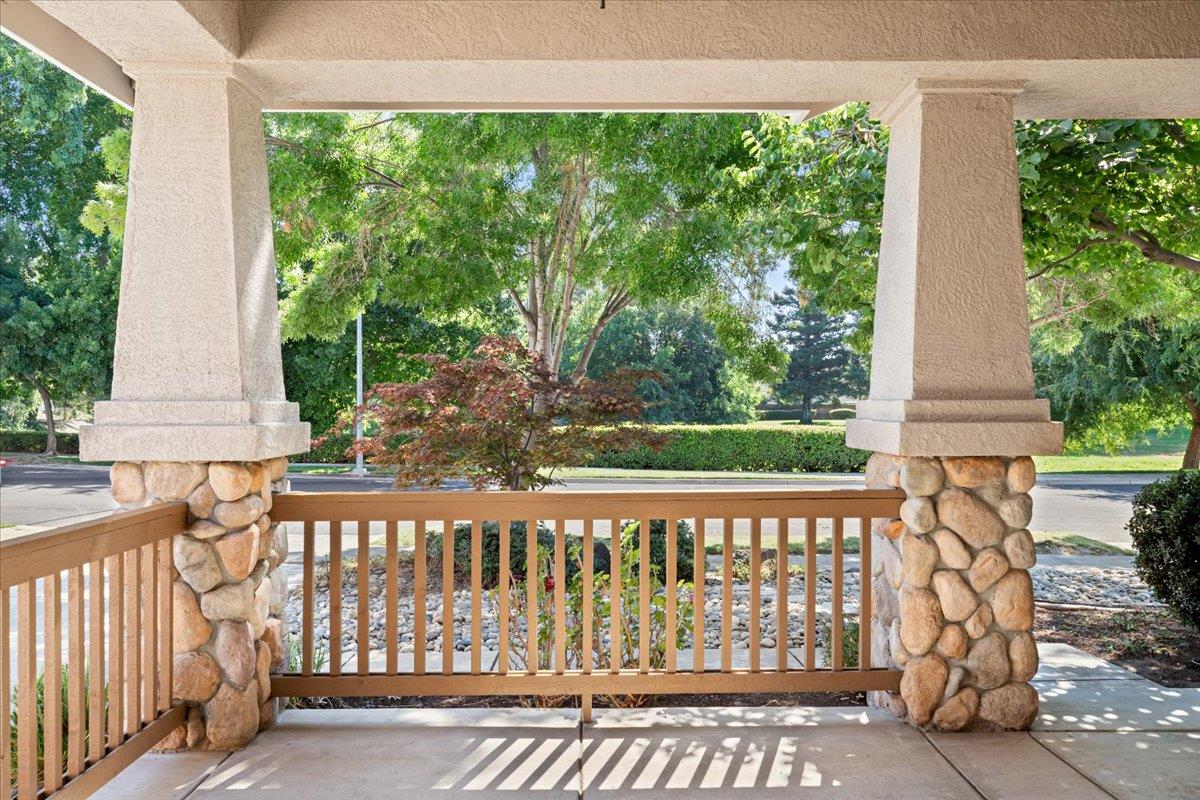 Detail Gallery Image 14 of 53 For 426 Treecrest Cir, Oakdale,  CA 95361 - 3 Beds | 2 Baths