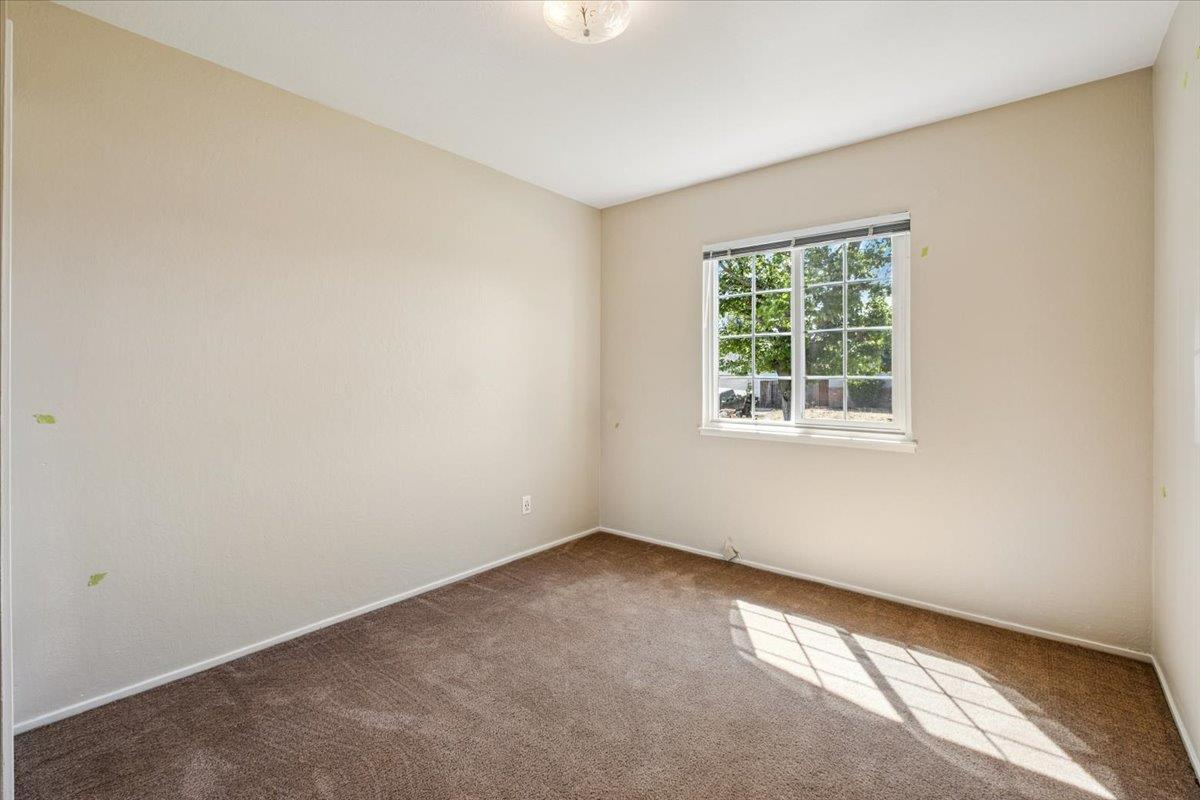 Detail Gallery Image 14 of 28 For 6609 Medora Dr, North Highlands,  CA 95660 - 3 Beds | 1/1 Baths