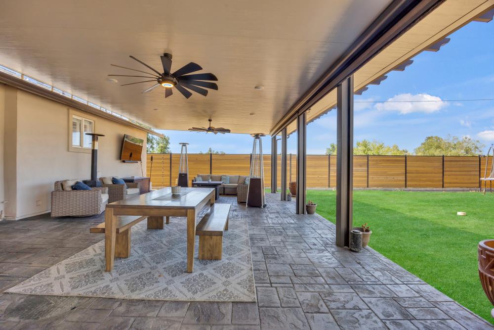 Detail Gallery Image 3 of 64 For 7311 2nd St, Rio Linda,  CA 95673 - 4 Beds | 2 Baths