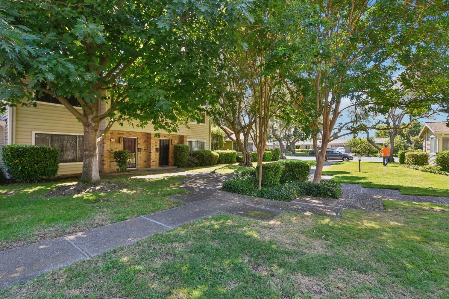 Detail Gallery Image 19 of 22 For 8363 La Riviera Dr, Sacramento,  CA 95826 - 2 Beds | 1/1 Baths