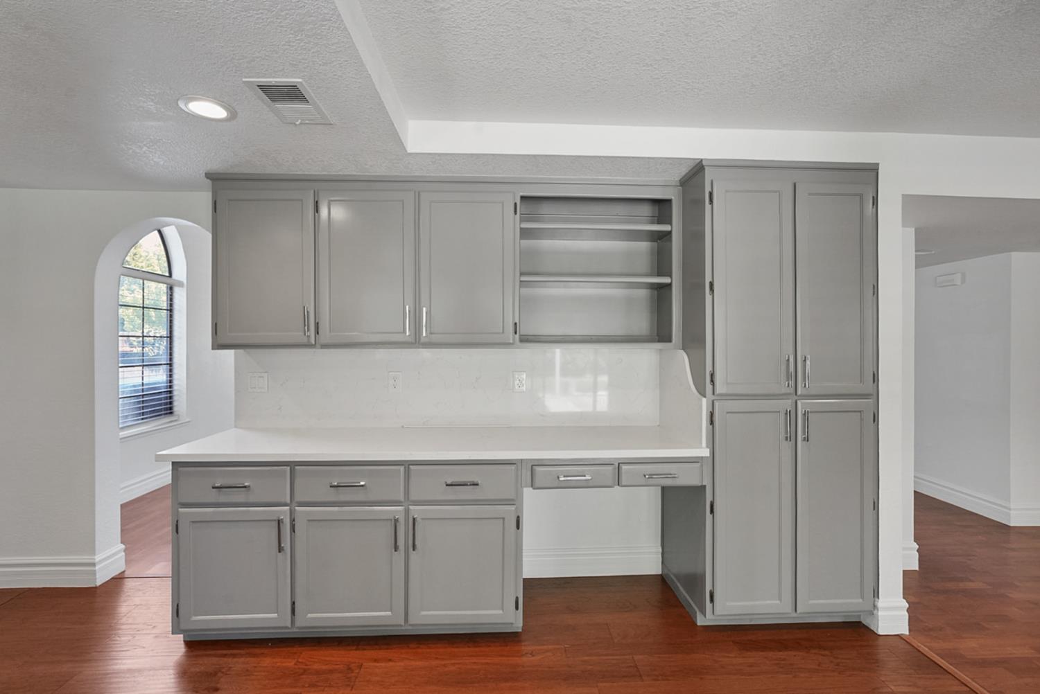 Detail Gallery Image 9 of 47 For 3613 Havenwood Way, Ceres,  CA 95307 - 4 Beds | 3 Baths