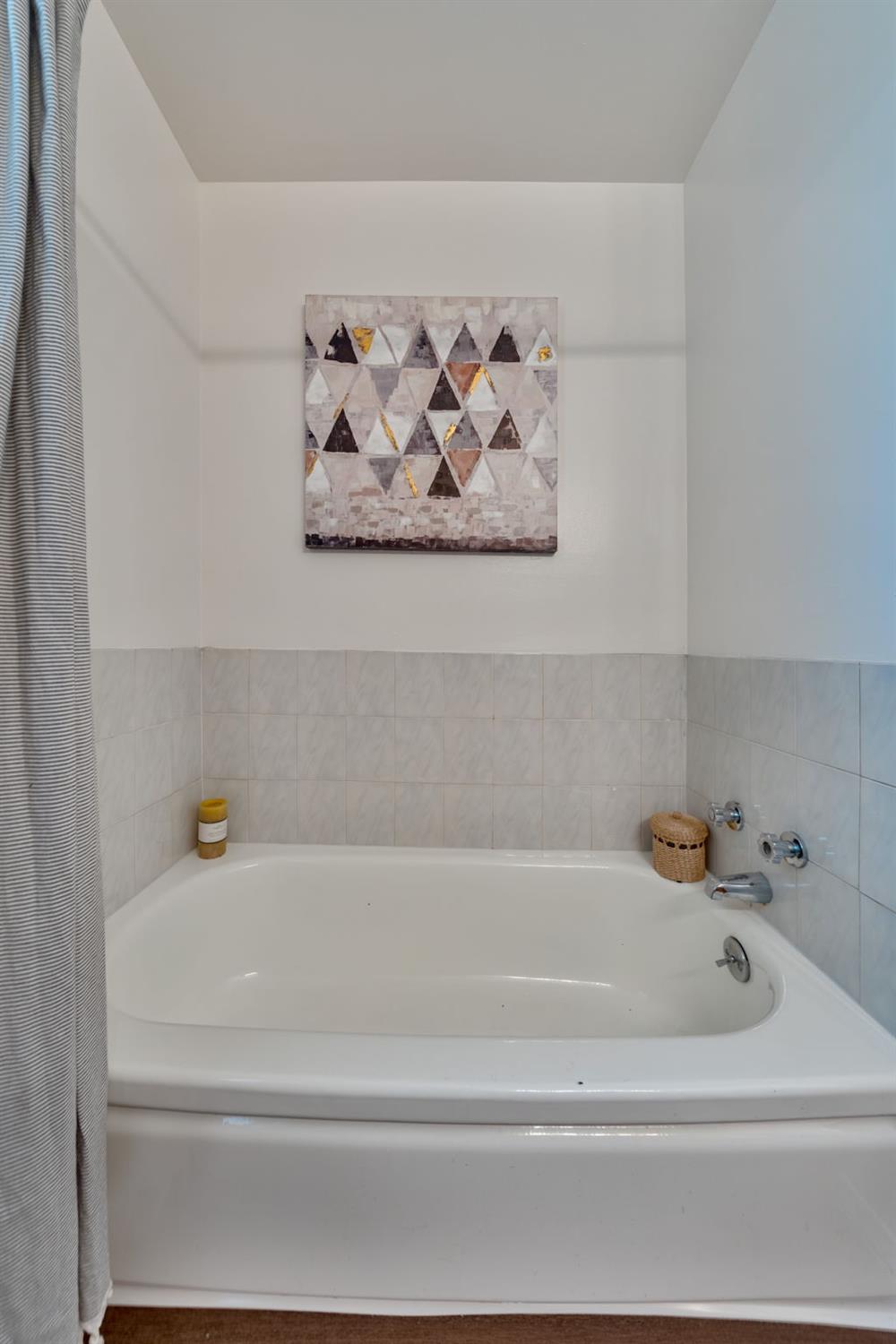 Detail Gallery Image 21 of 32 For 7712 Hyssop Ct, Citrus Heights,  CA 95621 - 3 Beds | 1 Baths