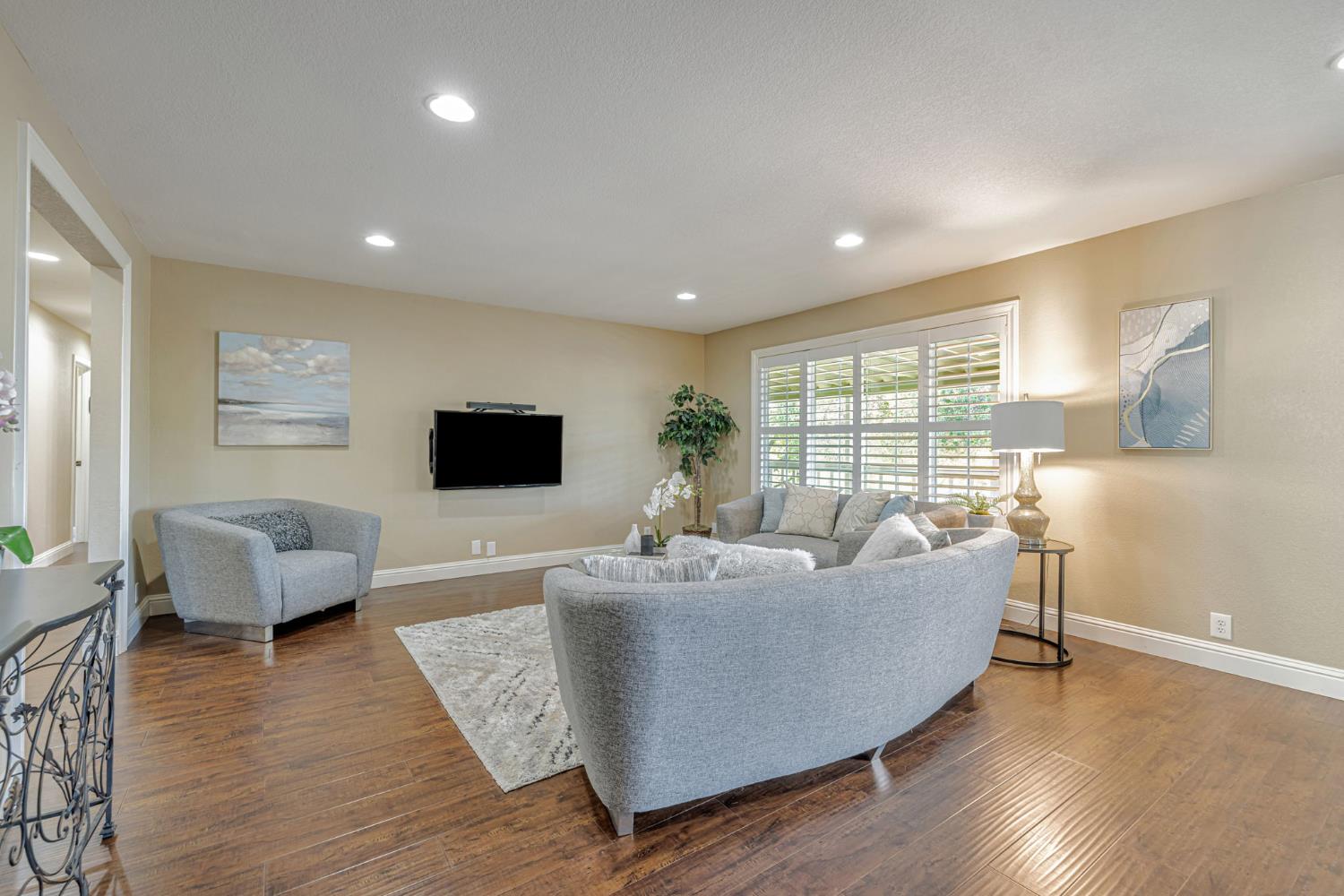 Detail Gallery Image 19 of 58 For 4469 Benton Way, Shingle Springs,  CA 95682 - 4 Beds | 2 Baths