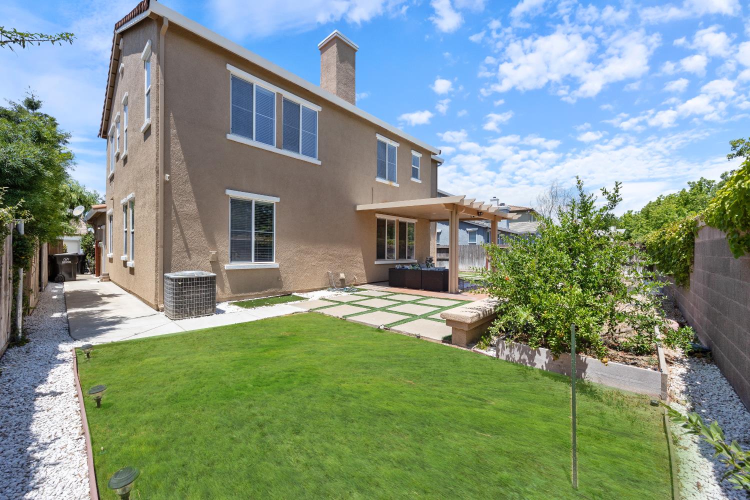 Detail Gallery Image 65 of 78 For 6904 Rio Tejo Way, Elk Grove,  CA 95757 - 5 Beds | 3 Baths