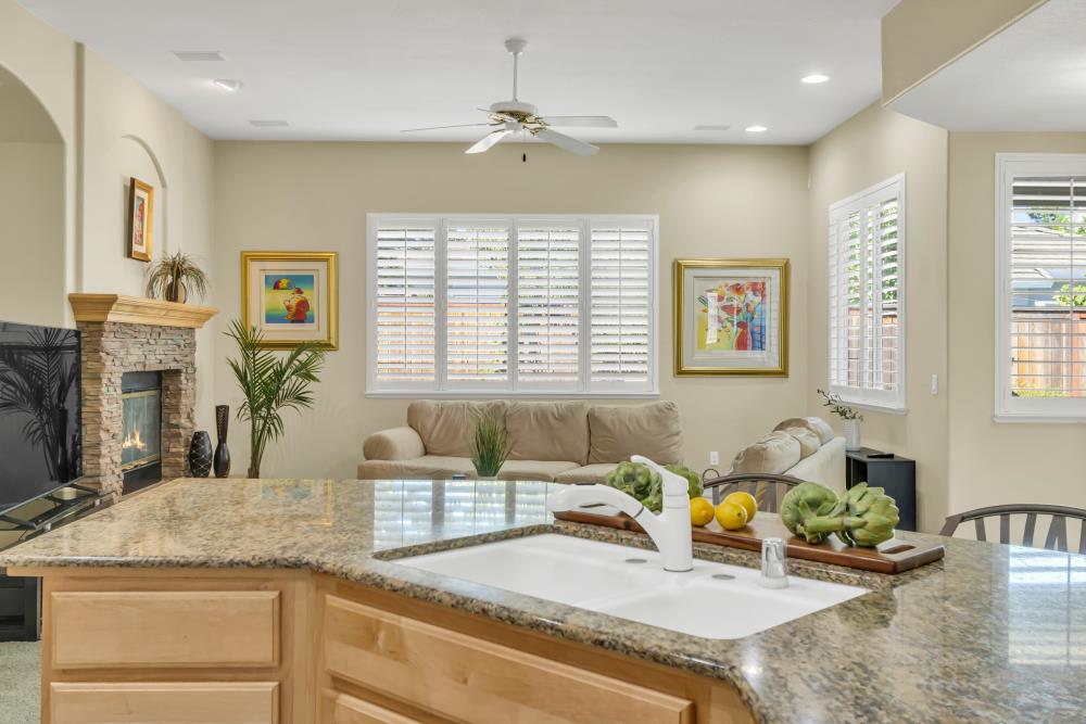 Detail Gallery Image 16 of 64 For 9688 Pasture Rose Ct, Elk Grove,  CA 95624 - 3 Beds | 2/1 Baths