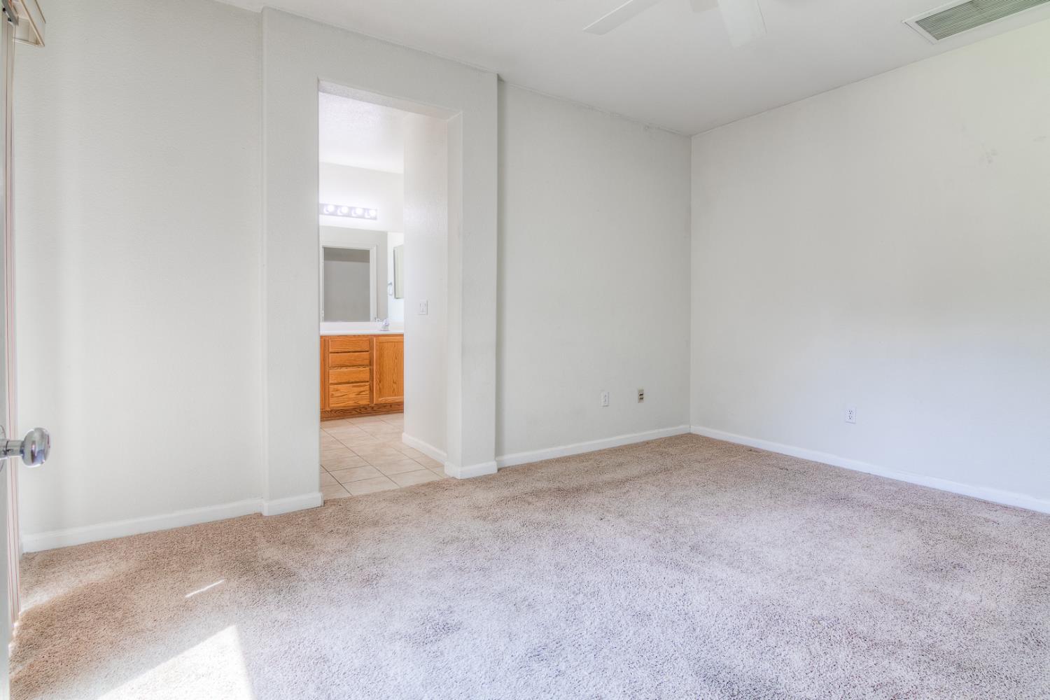 Detail Gallery Image 18 of 44 For 4124 Wood Spice Way, Rancho Cordova,  CA 95742 - 3 Beds | 2 Baths