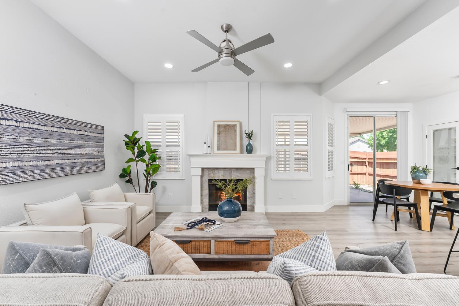 Detail Gallery Image 17 of 62 For 8250 Point Arena Ct, Sacramento,  CA 95828 - 2 Beds | 2 Baths