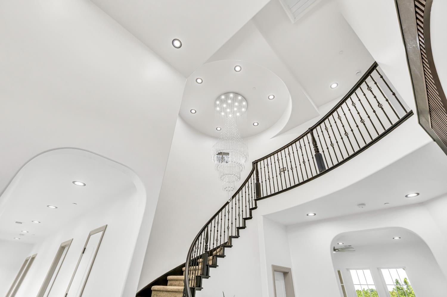 Detail Gallery Image 13 of 98 For 14537 Mira Vista Ln, Lockeford,  CA 95237 - 7 Beds | 4/1 Baths