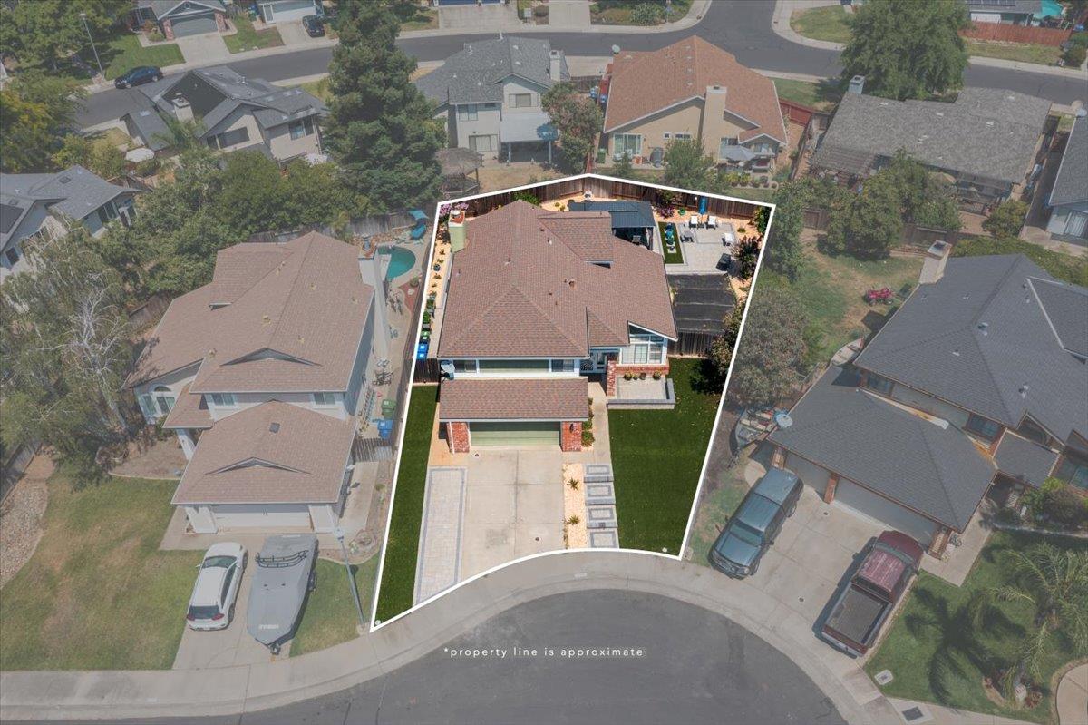 Detail Gallery Image 36 of 41 For 9128 Miners Creek Ct, Elk Grove,  CA 95758 - 4 Beds | 2/1 Baths
