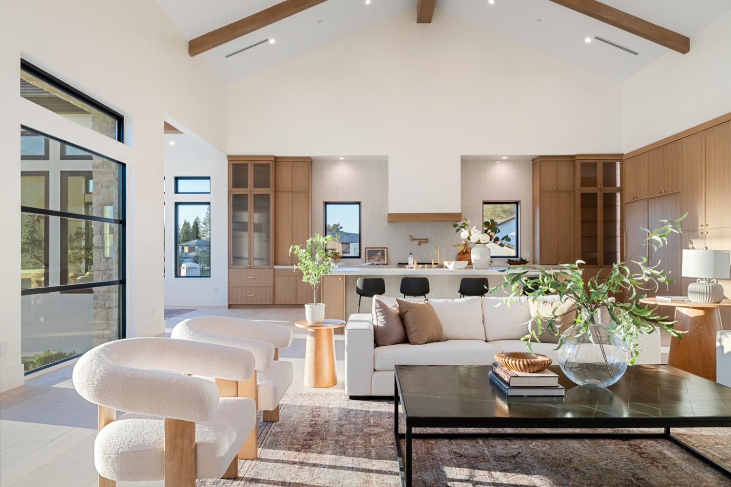 Detail Gallery Image 12 of 72 For 9260 Hilltop Pl, Loomis,  CA 95650 - 4 Beds | 5 Baths