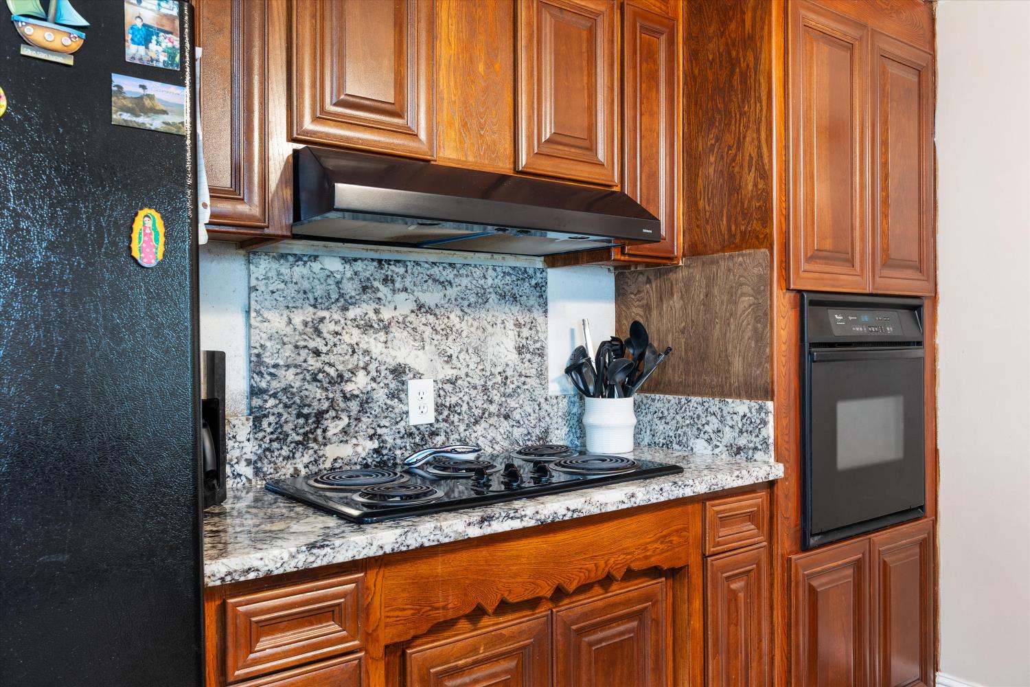 Detail Gallery Image 21 of 39 For 2326 Ramon Dr, Sacramento,  CA 95825 - – Beds | – Baths
